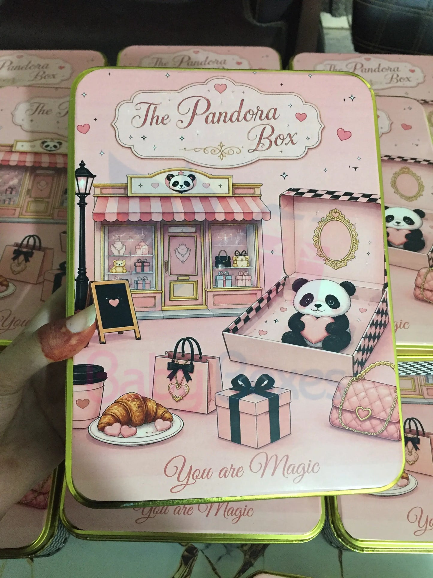 1Kg Pandora Sweet Tin Box
