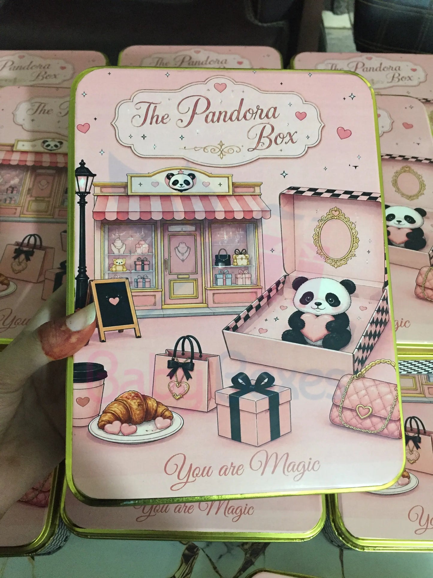 1Kg Pandora Sweet Tin Box
