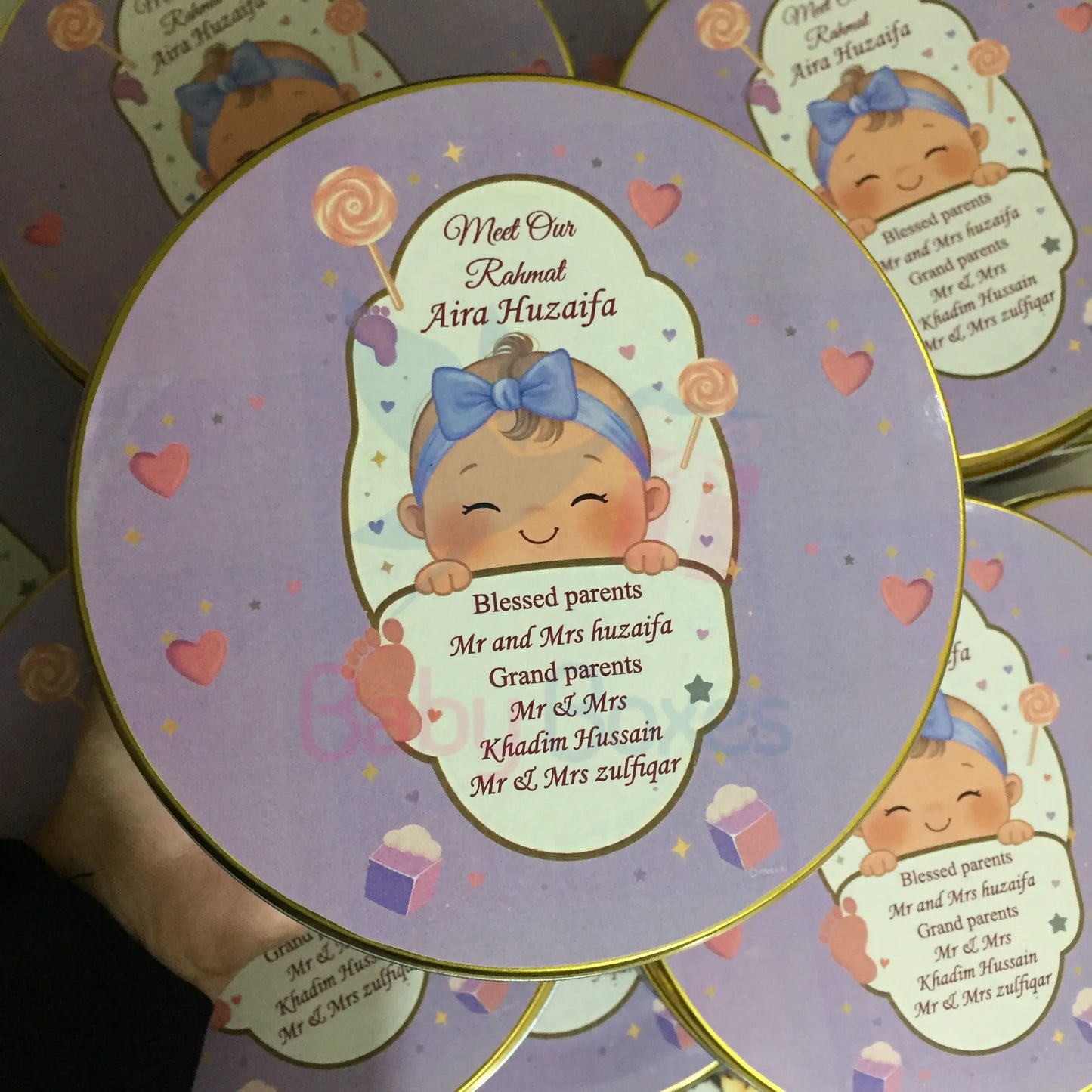 Half kg Personalized Baby Girl Announcement Round Box